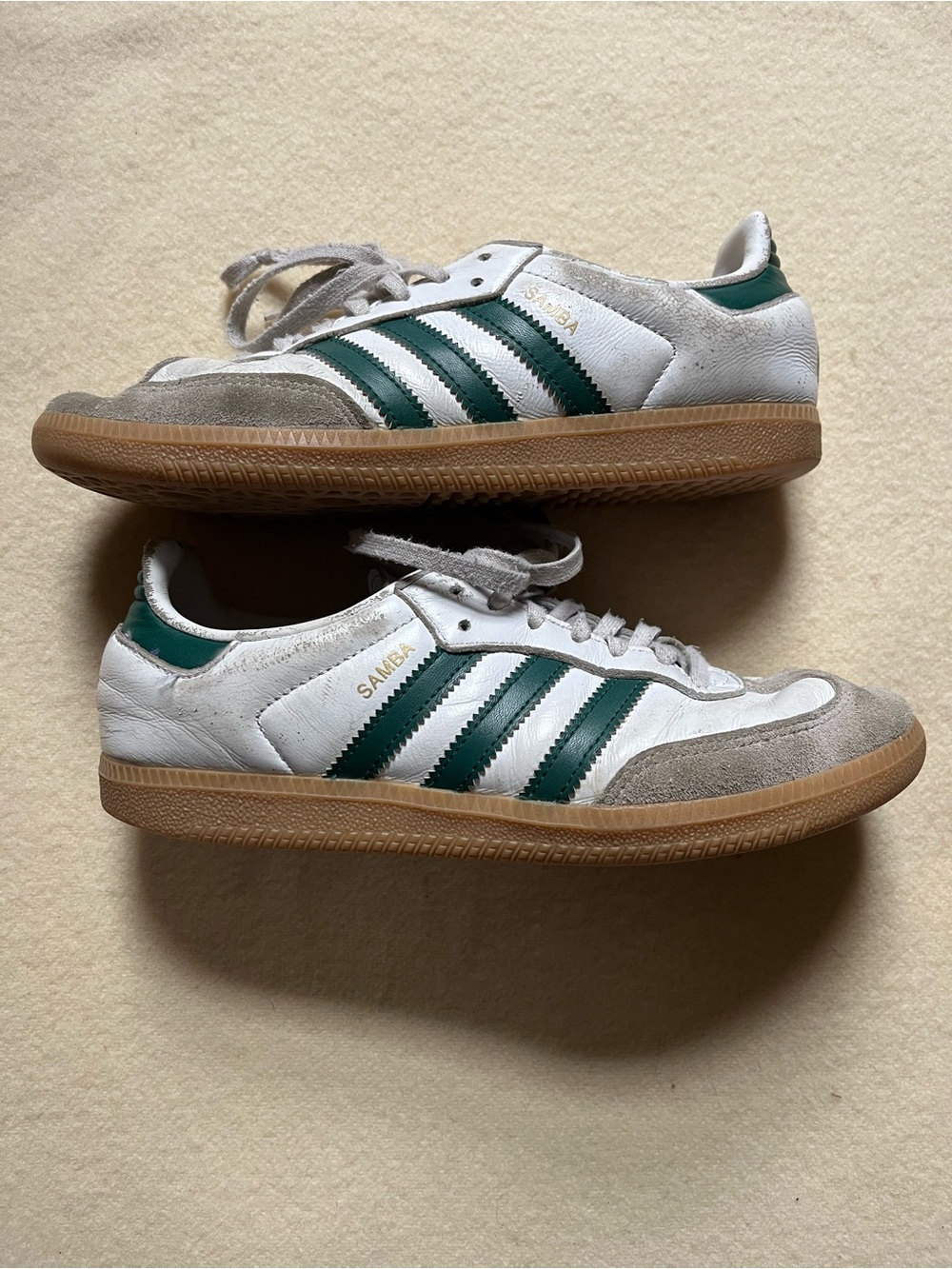 Adidas Samba sneakers with green and white stripes, Women’s size 6